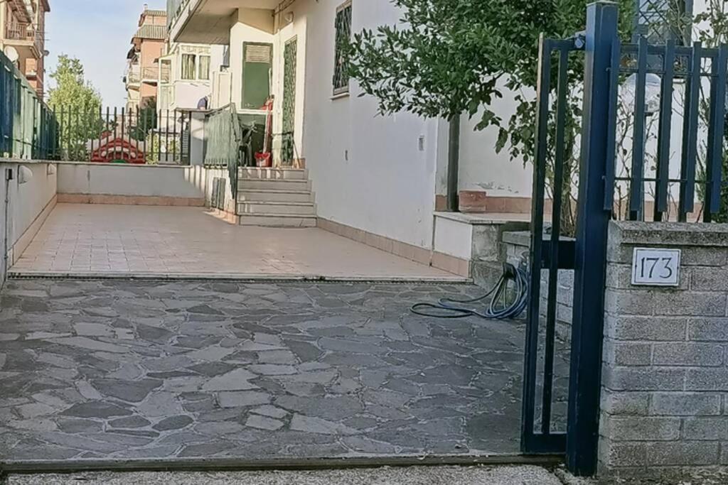 Appartamento Di Zeno Рим Екстер'єр фото